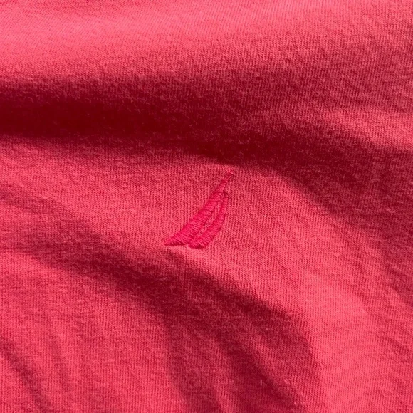 Lot of two Nautica women’s XL short sleeved T-shirts hot pink and baby blue EUC - Picture 2 of 6